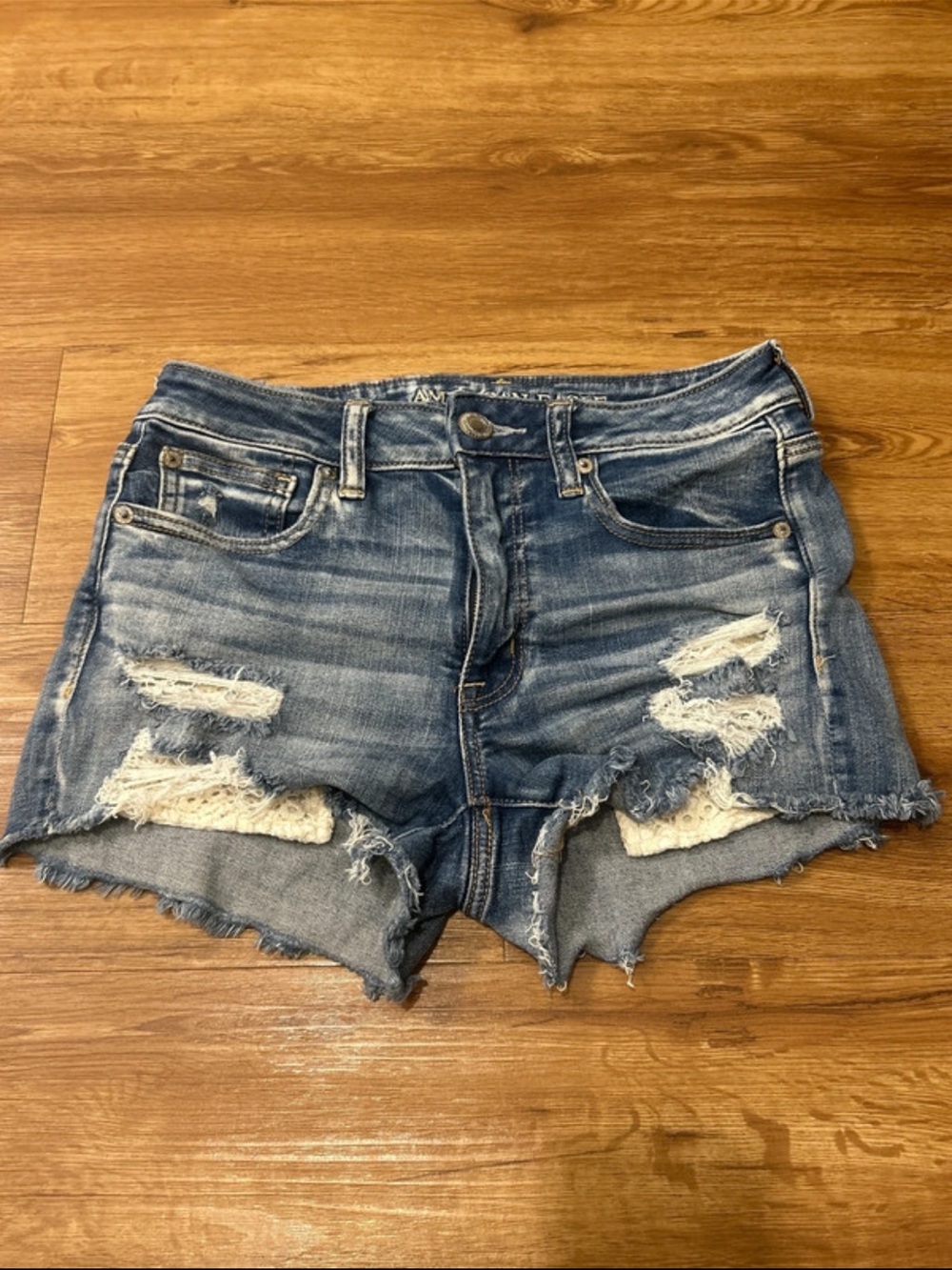 American Eagle Y2k Denim Shorts - Women
